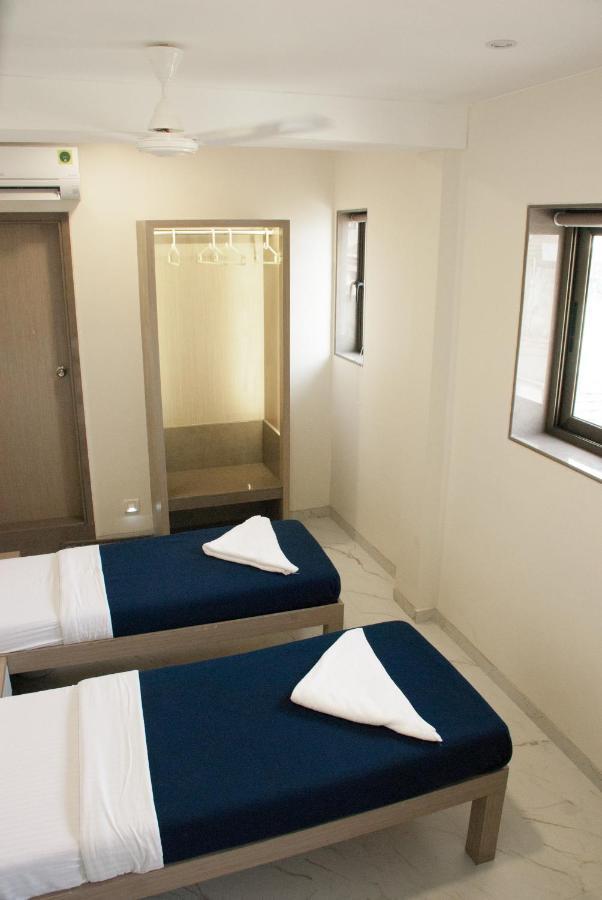 City Hotel Mumbai Eksteriør bilde